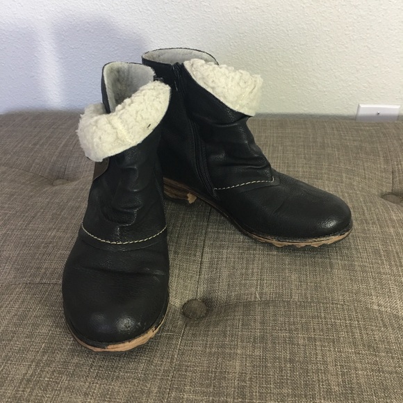Rieker Shoes - Rieker fleece lined booties 8 black brown cream